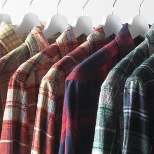 close-up-flannel-shirt-detail (1)